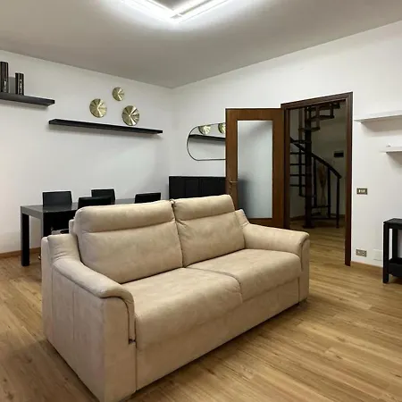 Apartament Business